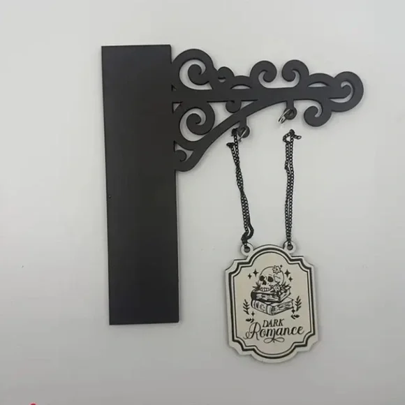 Dark Romance Book Nook Decor - Picture 2 of 3